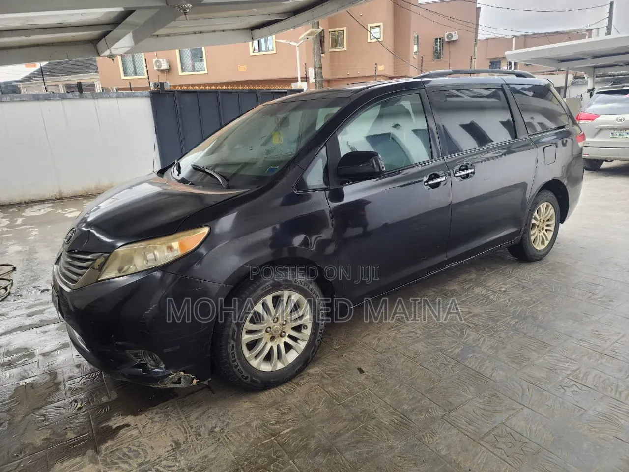 Toyota Sienna 2014 Black