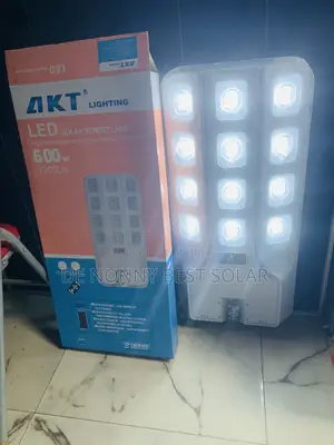 AKT 600watts Solar Street Light