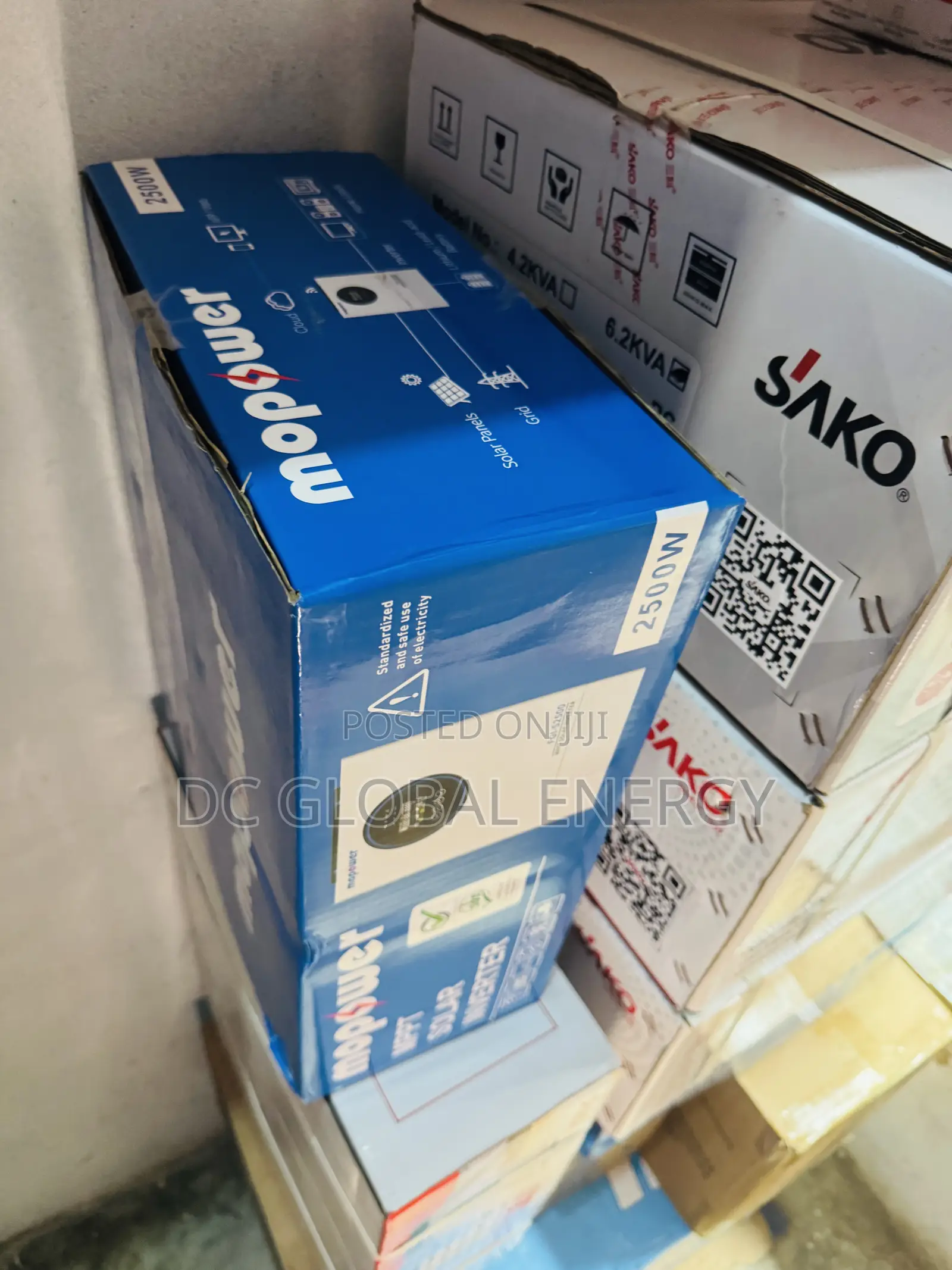 2.5kva Mopower Hybrid Inverter 24v