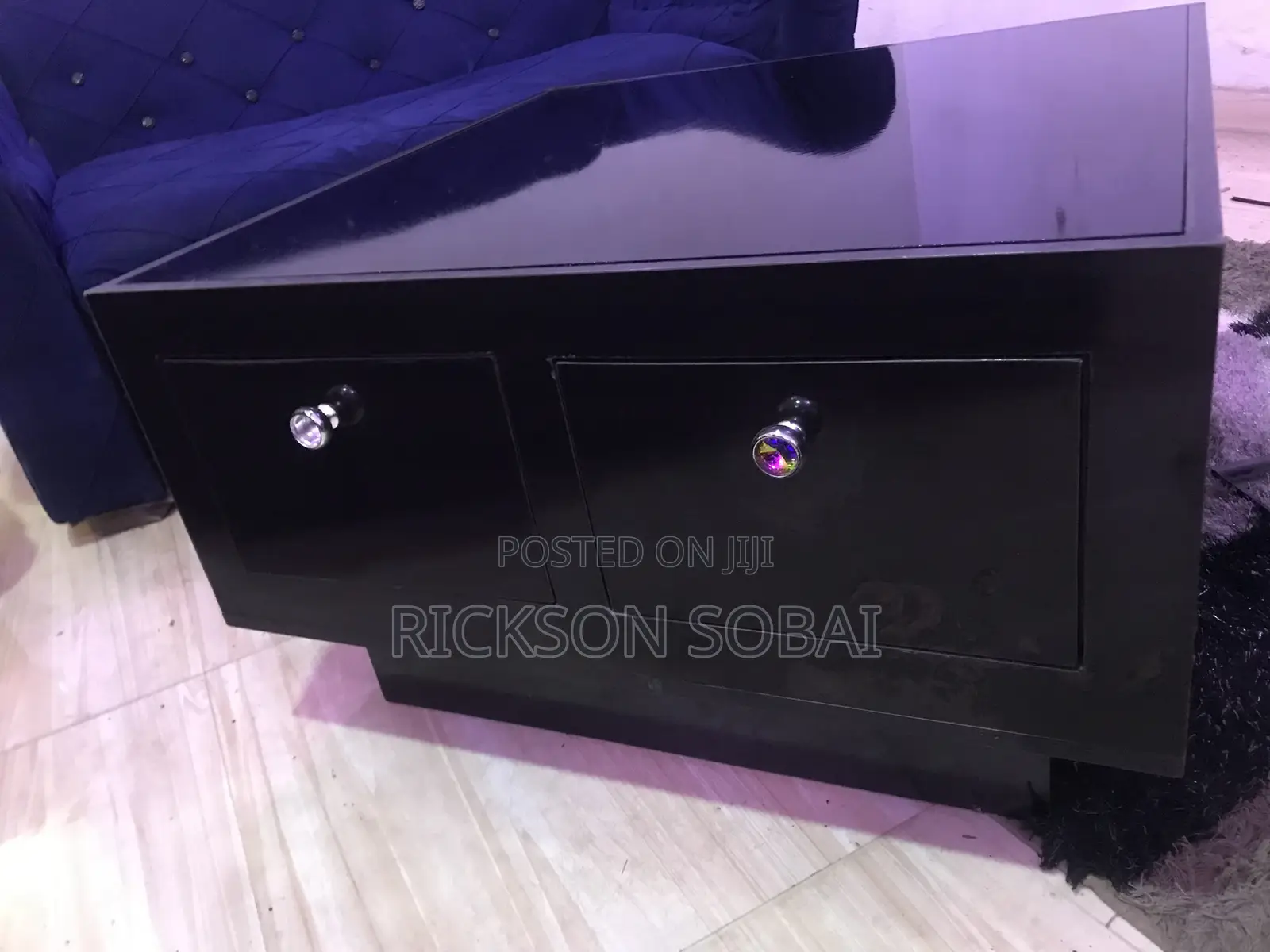 Living Room, Center Table With 2 Wardrobe