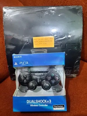 PS3 Slim + 6 Games + 1pad