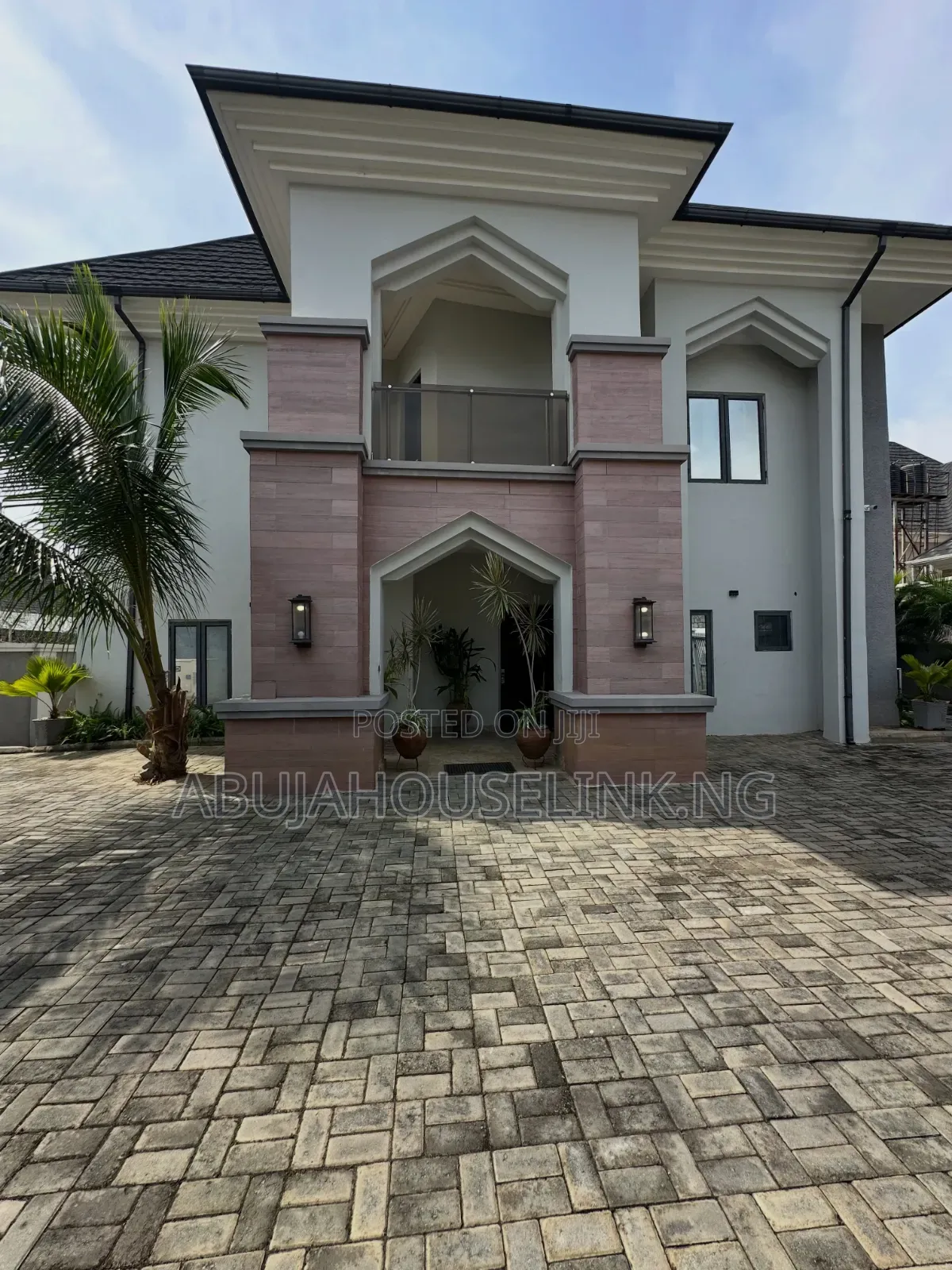 Furnished 4bdrm Duplex in Karsana Gwarinpa for sale
