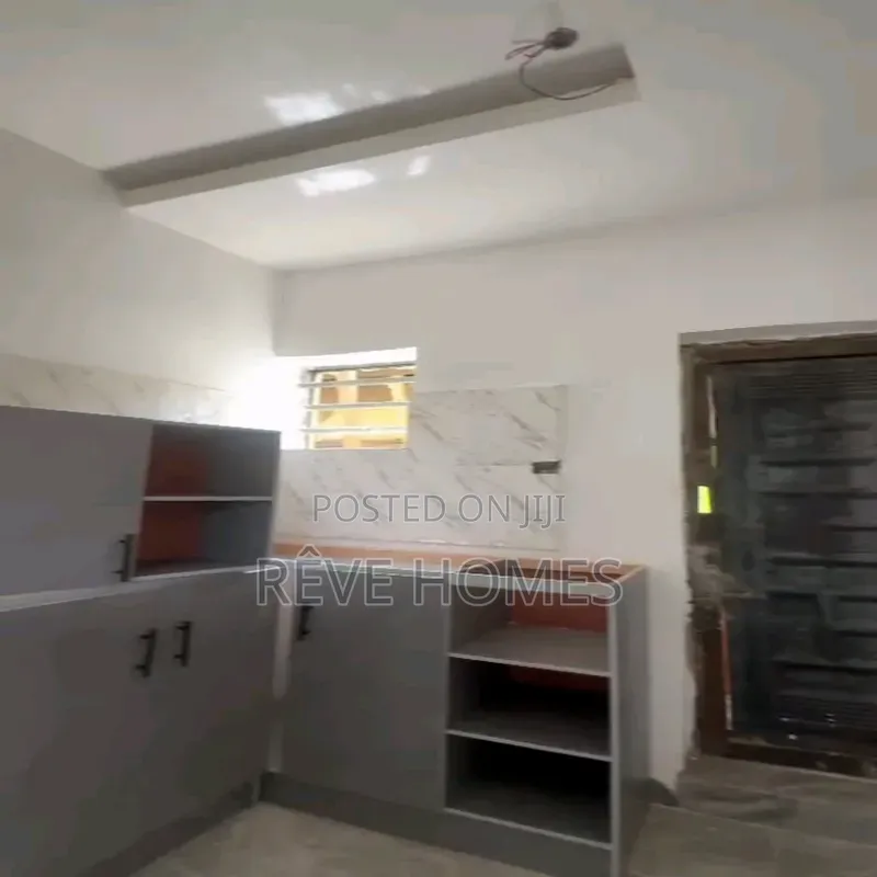 Studio Apartment in Shomolu / Shomolu for rent