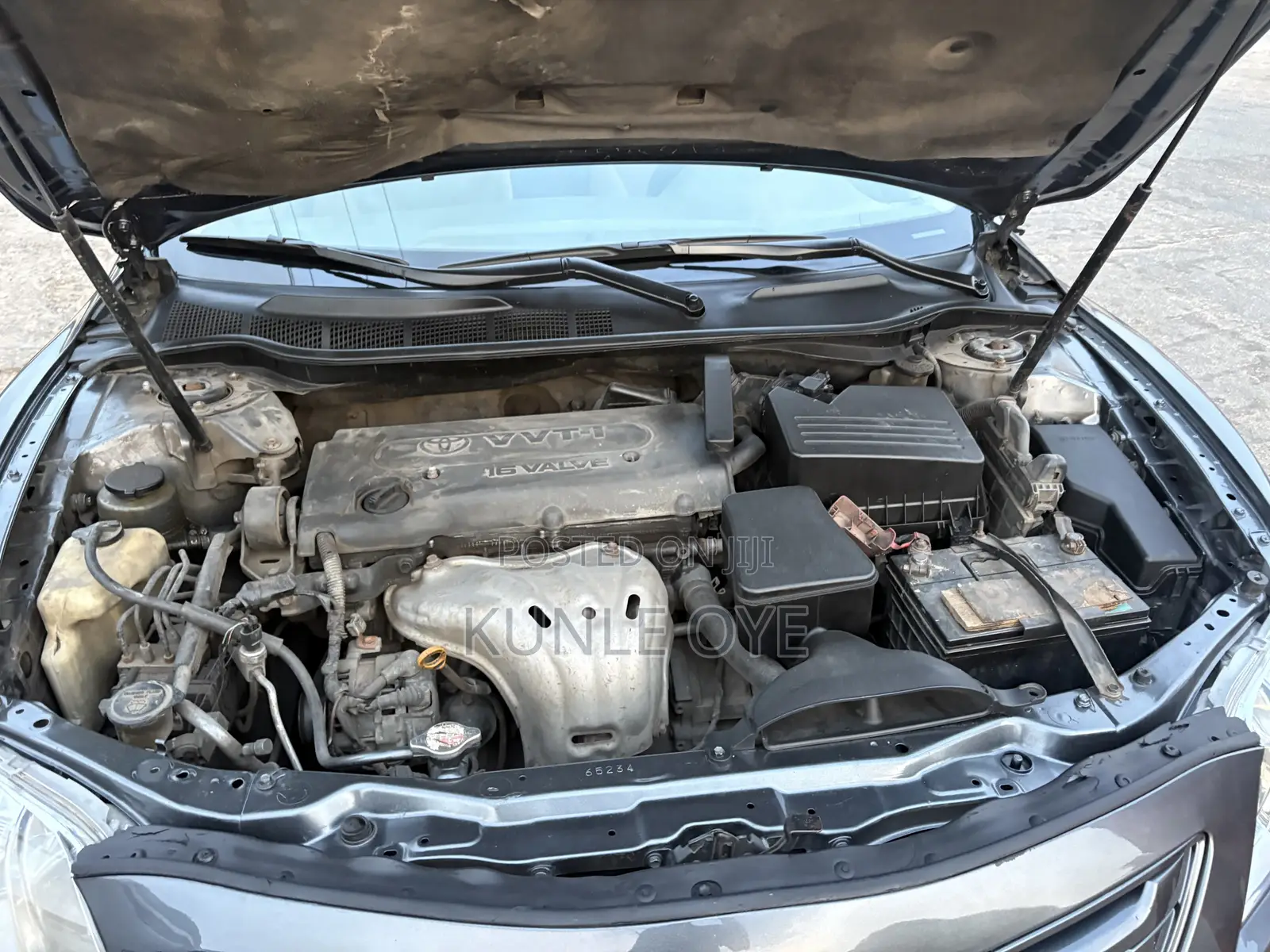 Toyota Camry LE 4dr Sedan (2.4L 4cyl 5A) 2008 Gray