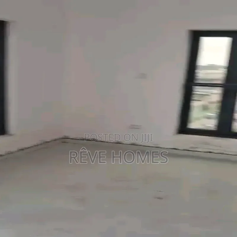 2bdrm Penthouse in Sabo / Yaba for rent