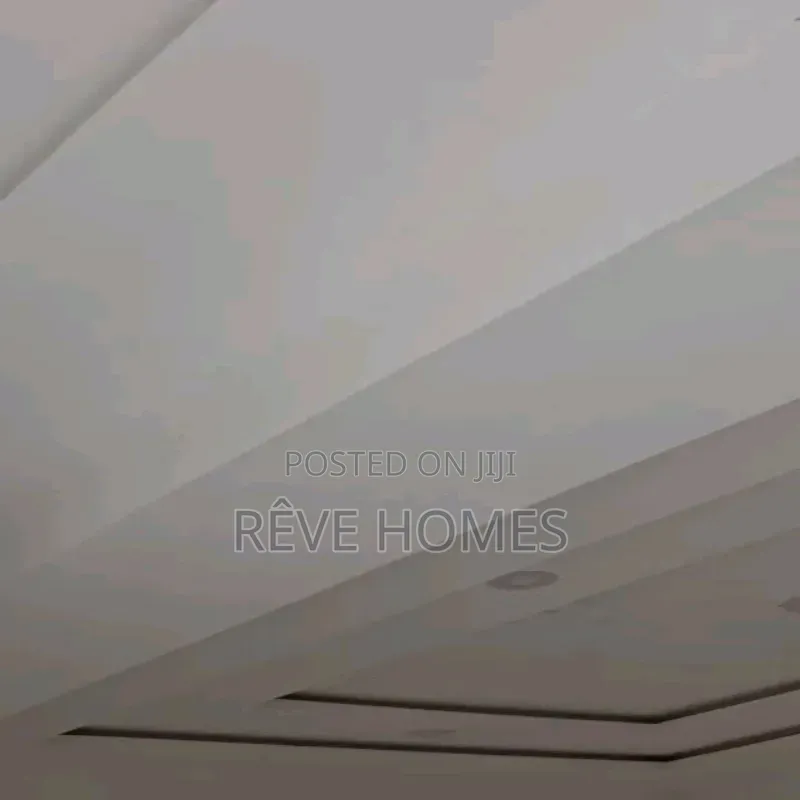 2bdrm Penthouse in Sabo / Yaba for rent