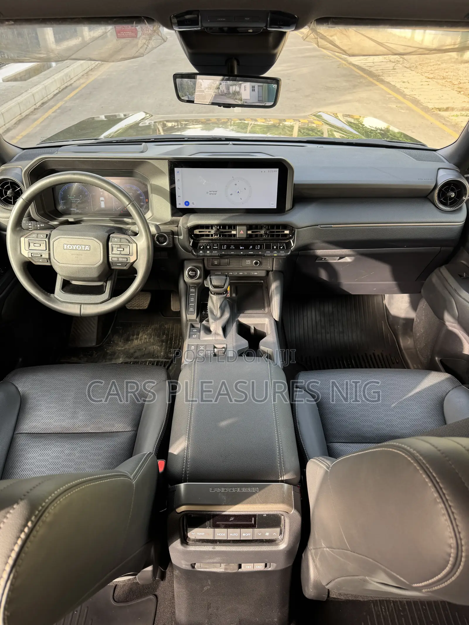 Toyota Land Cruiser Prado 2025 Black