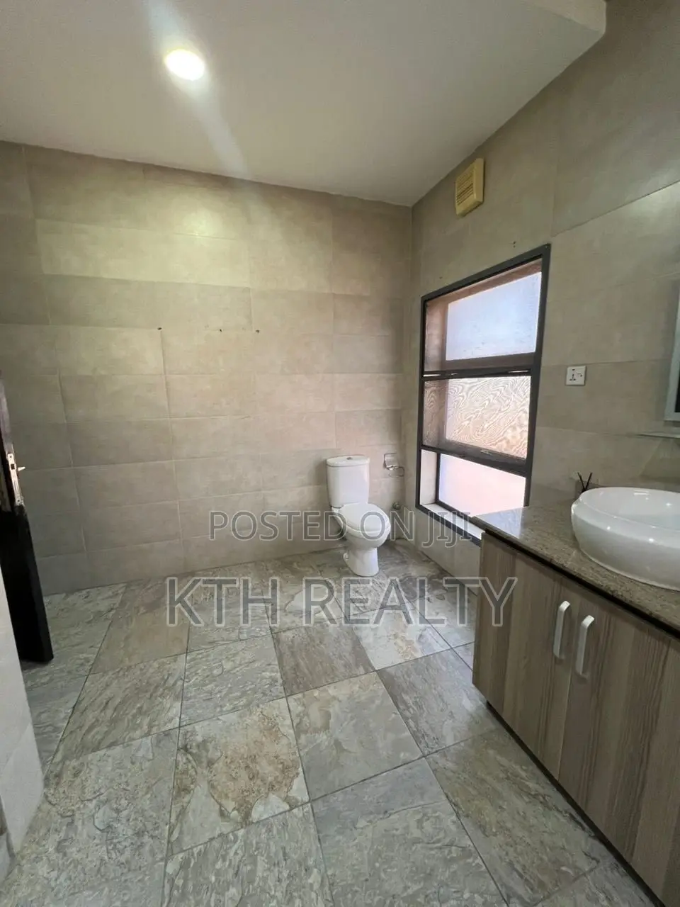 4bdrm Duplex in Victoria Island Extension for rent
