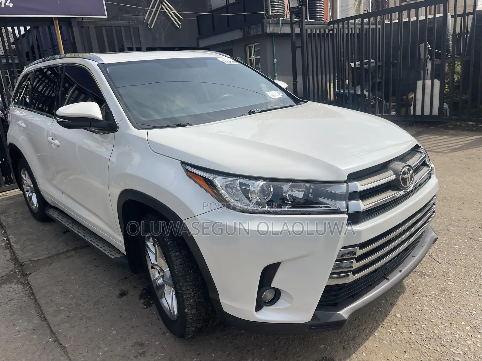 Toyota Highlander Limited 4dr SUV AWD (3.5L 6cyl 6A) 2015 White