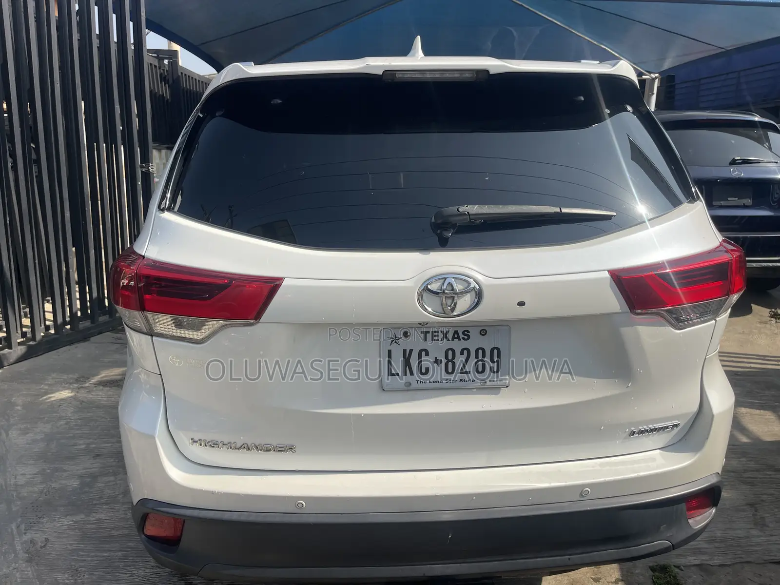 Toyota Highlander Limited 4dr SUV AWD (3.5L 6cyl 6A) 2015 White