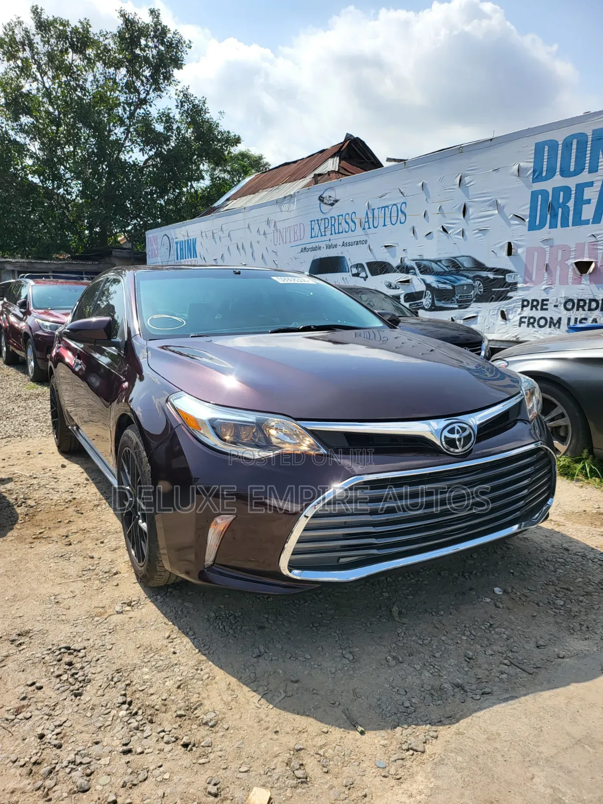 Toyota Avalon XLE Sedar FWD (3.5L 6cyl 6A) 2013 Burgundy