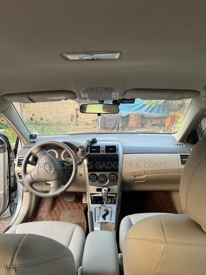 Toyota Corolla 2008 Gray