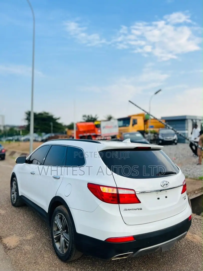 Hyundai Santa Fe Limited 4dr SUV AWD (3.3L 6cyl 6A) 2014 White
