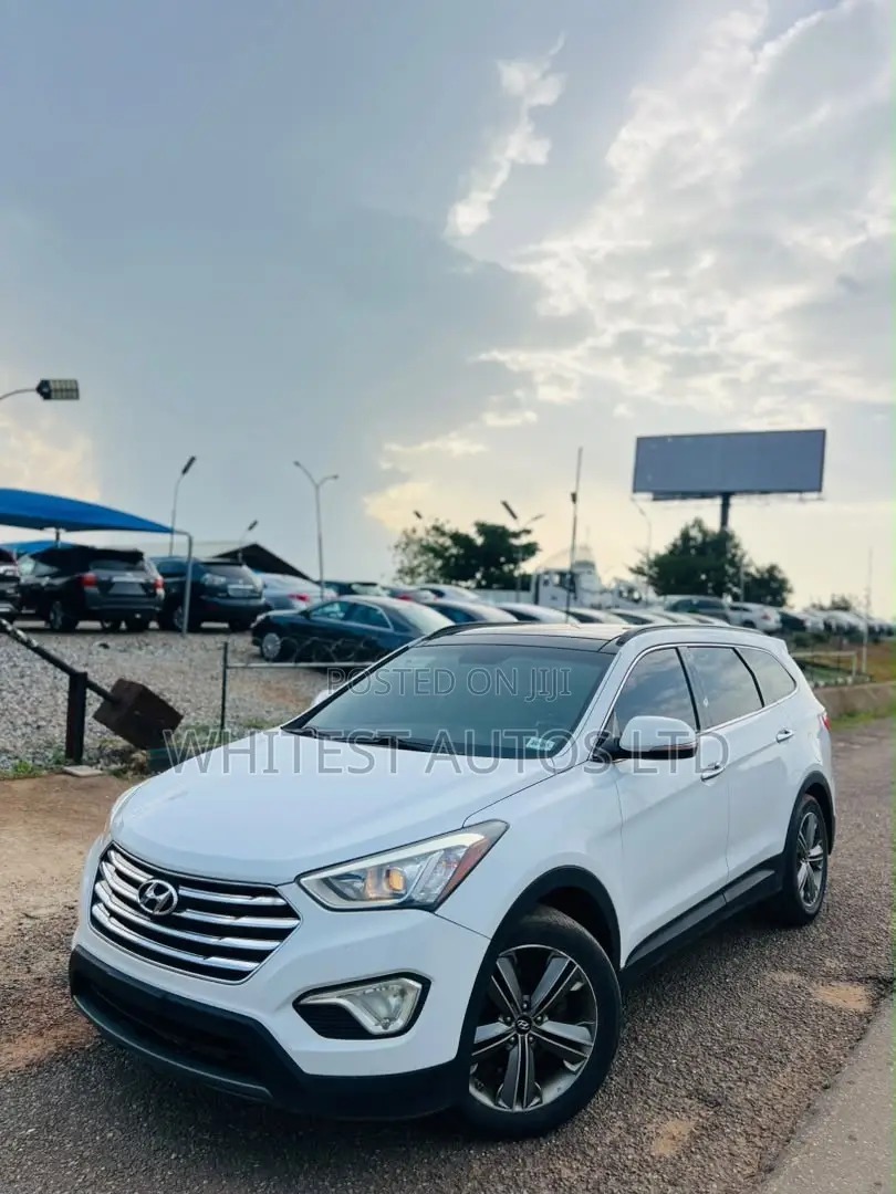 Hyundai Santa Fe Limited 4dr SUV AWD (3.3L 6cyl 6A) 2014 White