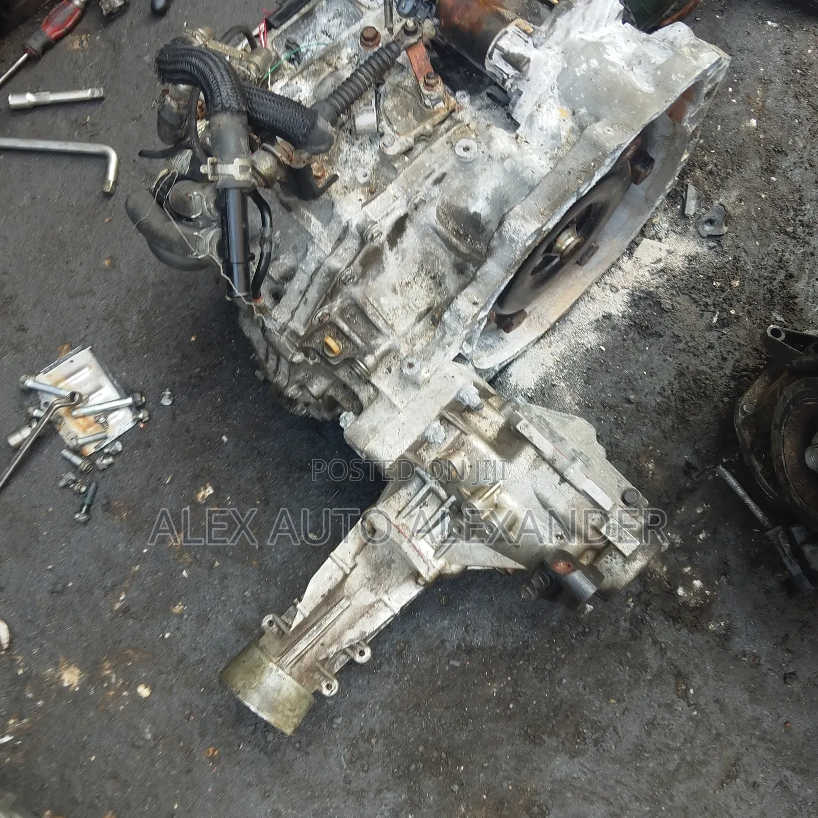 Toyota Sienna 2017-2020 Tokubo Gearbox 30pin 4x4