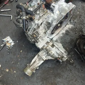 Toyota Sienna 2017-2020 Tokubo Gearbox 30pin 4x4