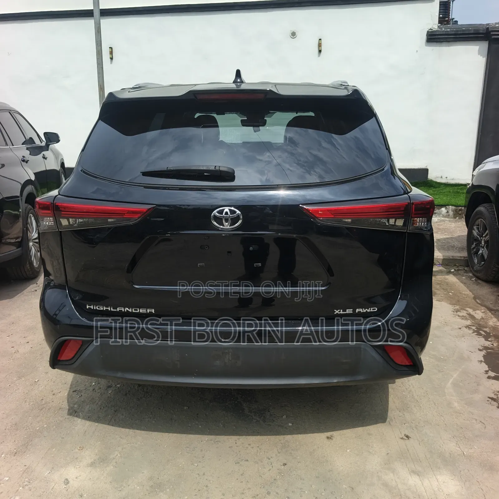 Toyota Highlander XLE 2022 Black