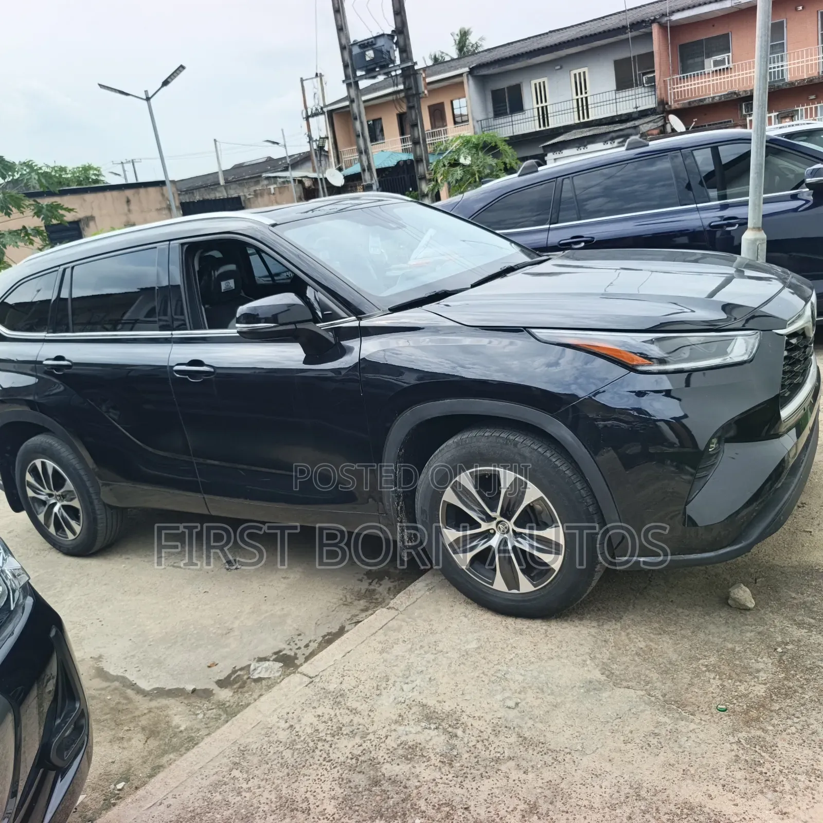 Toyota Highlander XLE 2022 Black