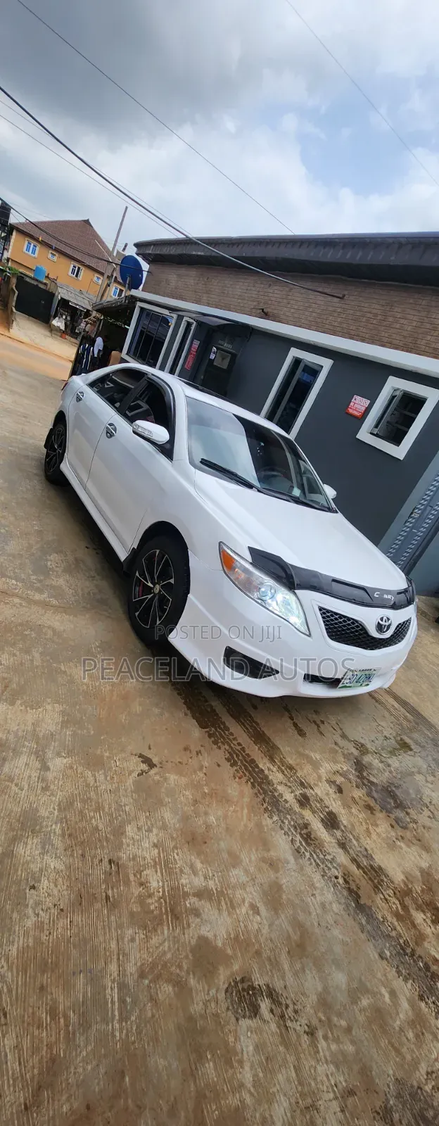 Toyota Camry SE 4dr Sedan (2.5L 4cyl 6AM) 2010 White