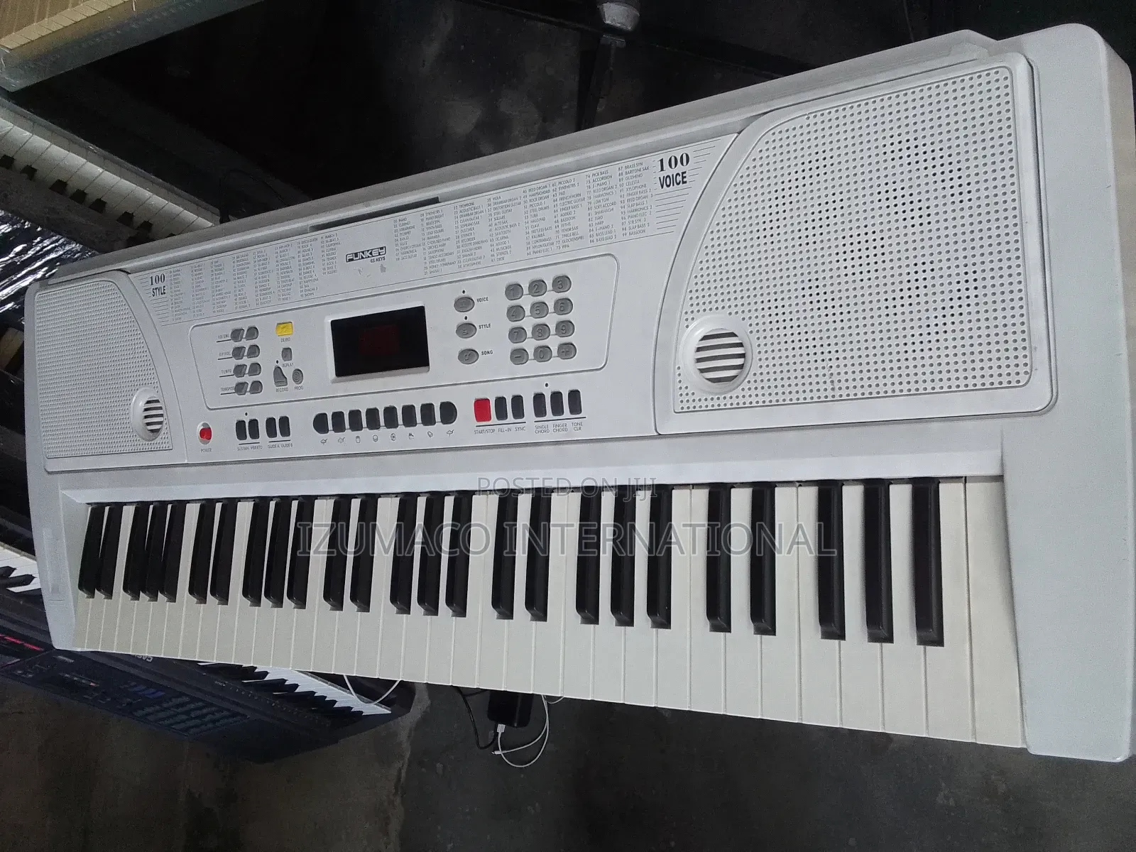 Funkey 61-Key Keyboard – Perfect for Beginners