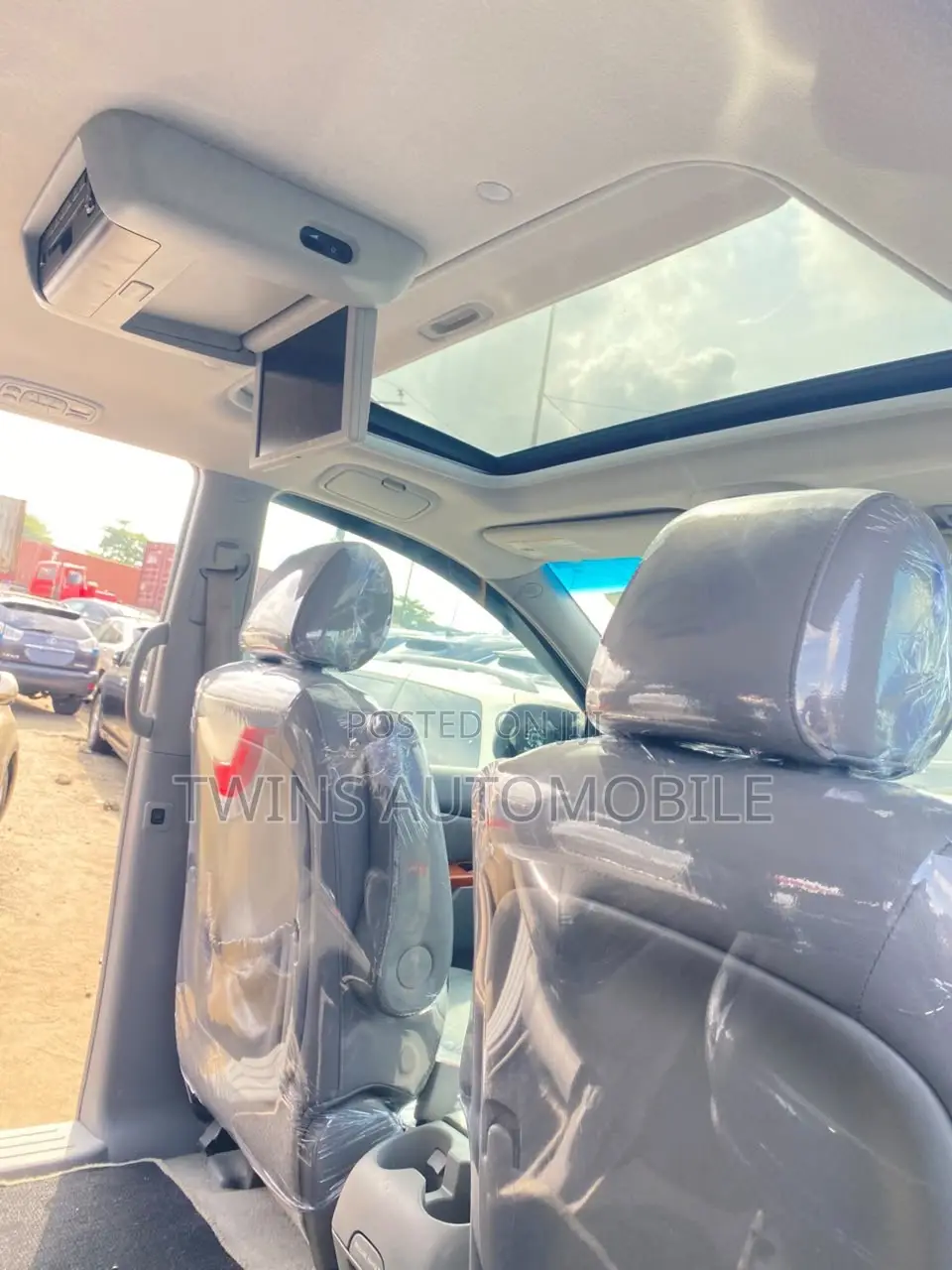 Toyota Sienna Limited 7 Passenger 2010 Gray