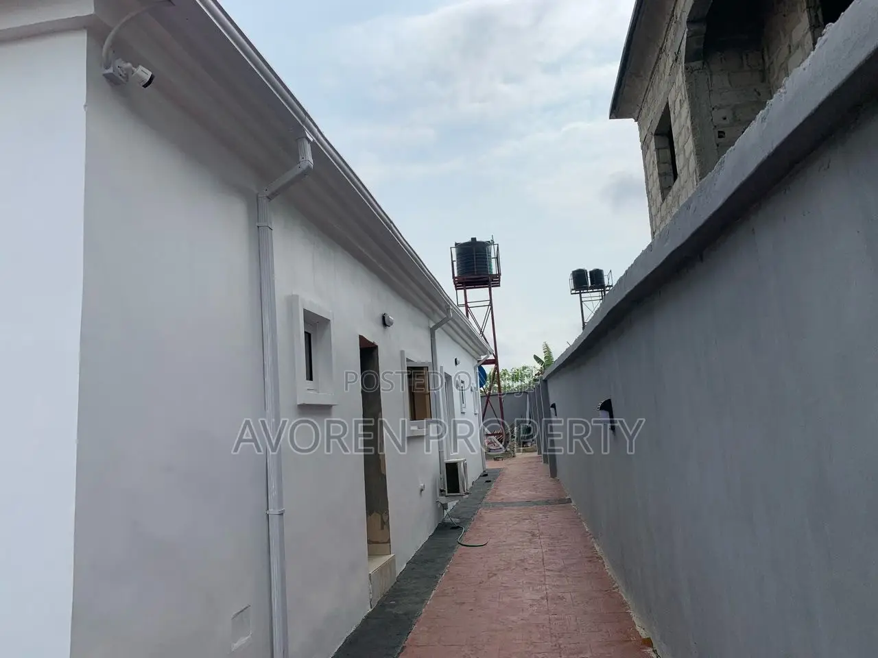 Furnished 4bdrm Bungalow in Epe for sale