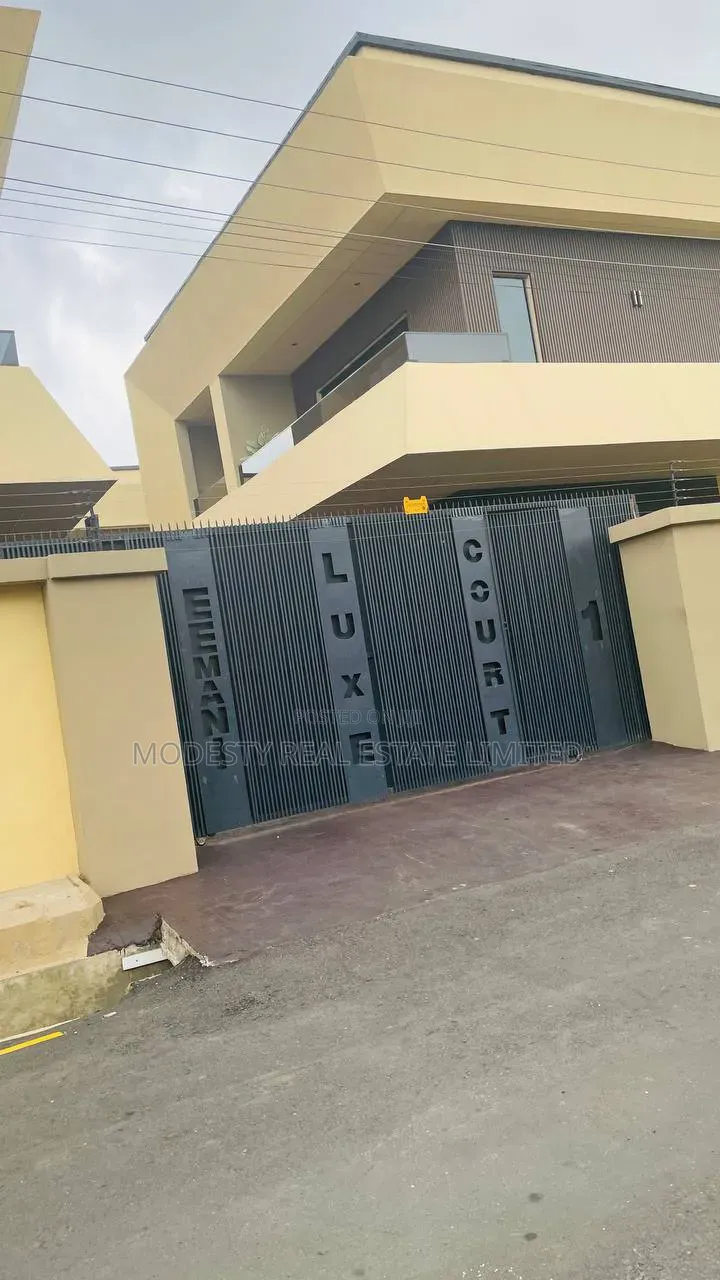 4bdrm Duplex in Bodija for sale