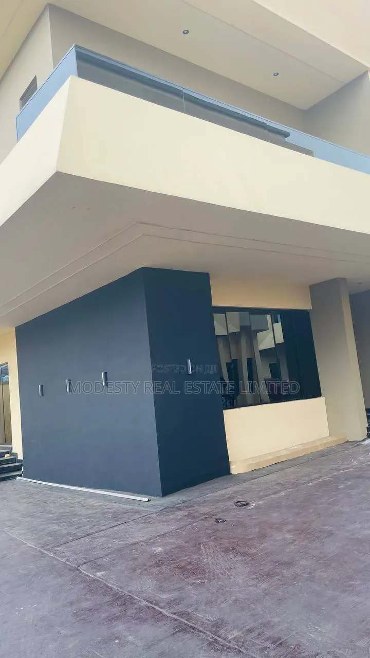 4bdrm Duplex in Bodija for sale
