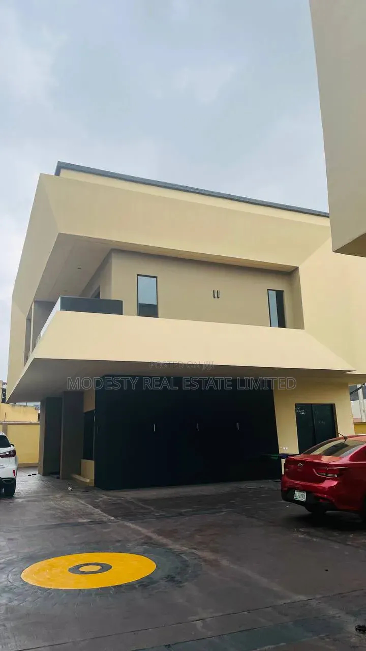 4bdrm Duplex in Bodija for sale