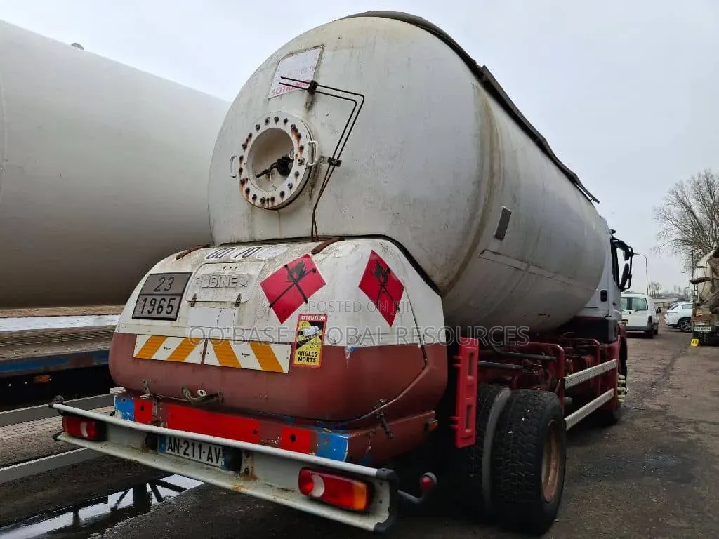 50tonnes Mercedes LPG Bobtail
