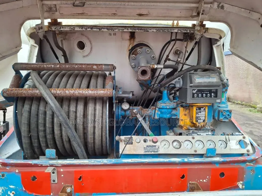 50tonnes Mercedes LPG Bobtail