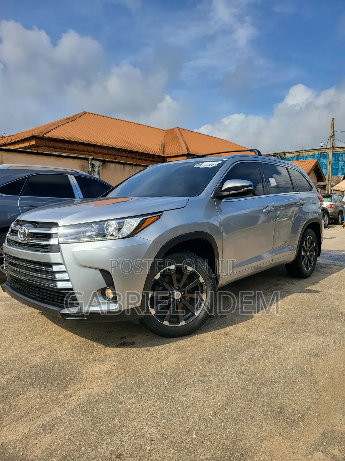 Toyota Highlander Limited Platinum 4dr SUV AWD (3.5L 6cyl 6A) 2015