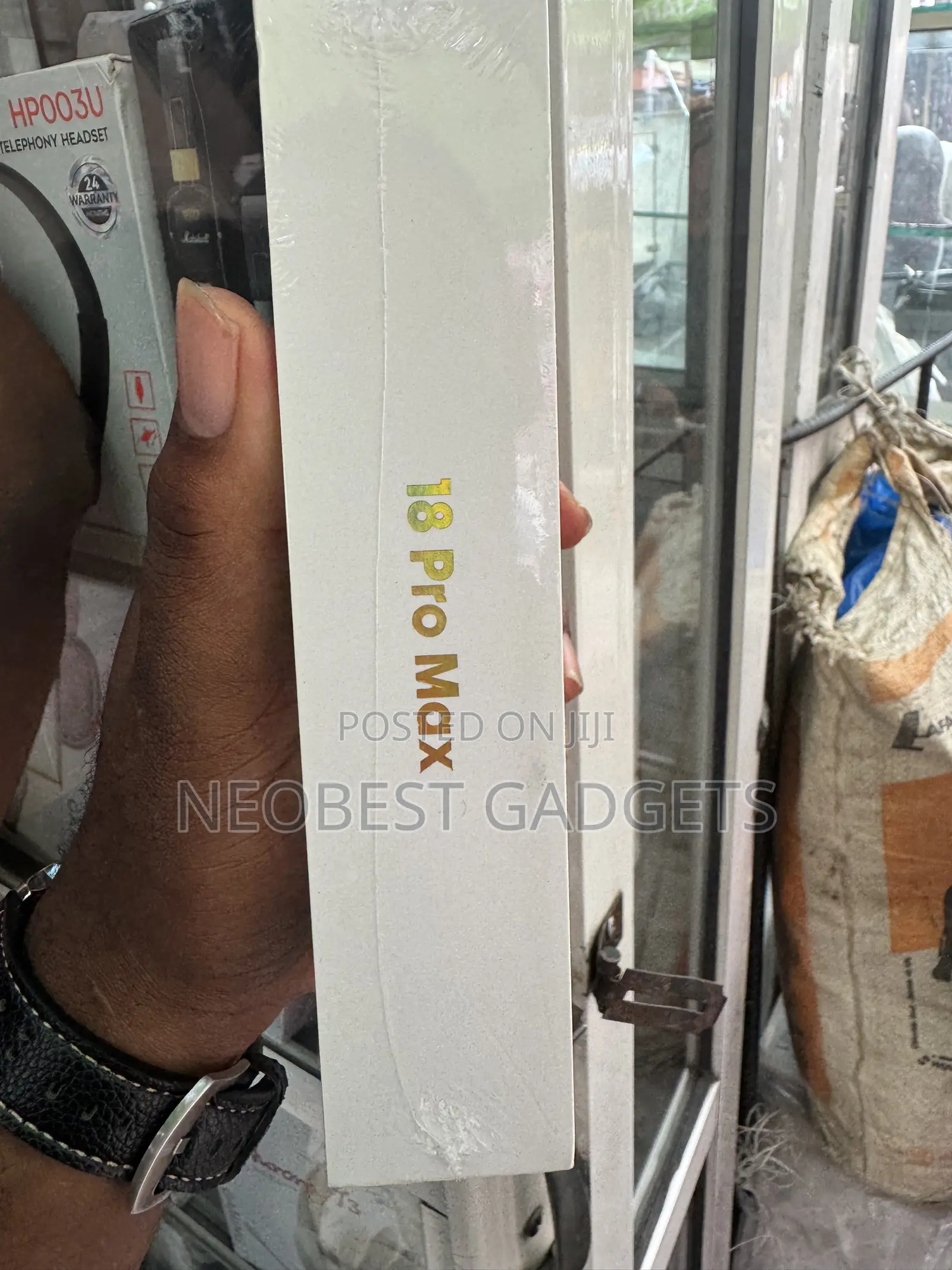New AirTab 17 Pro Max 1 TB Silver