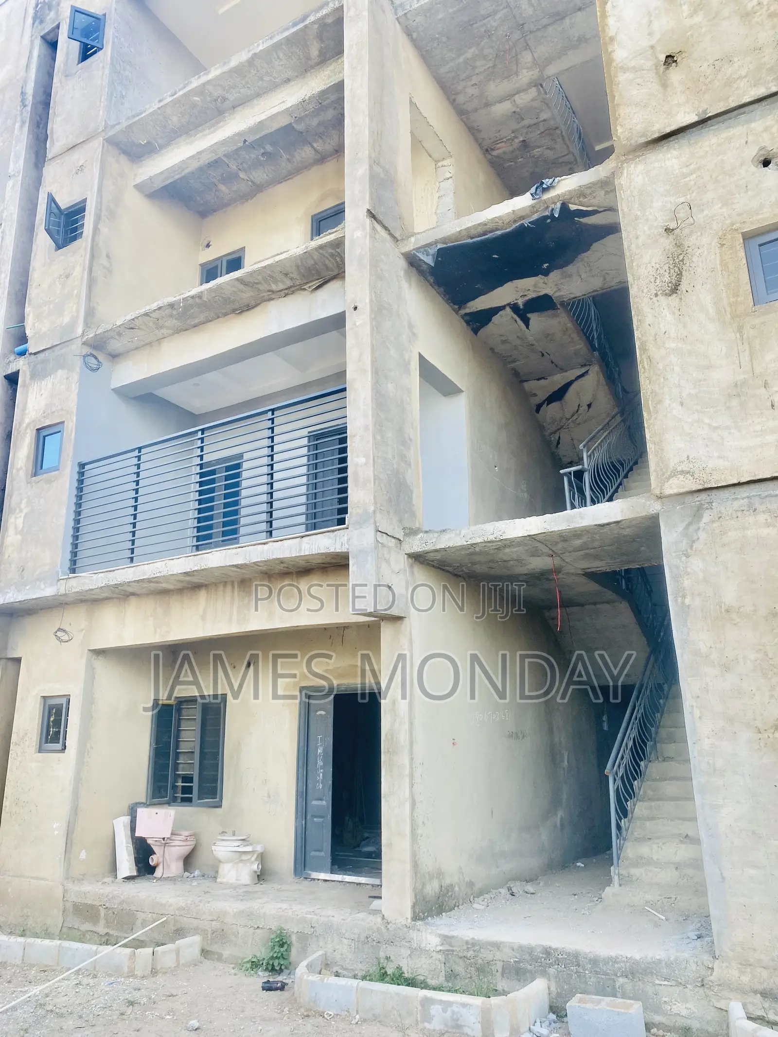 3bdrm Block of Flats in Private Residence, Dakibiyu for sale