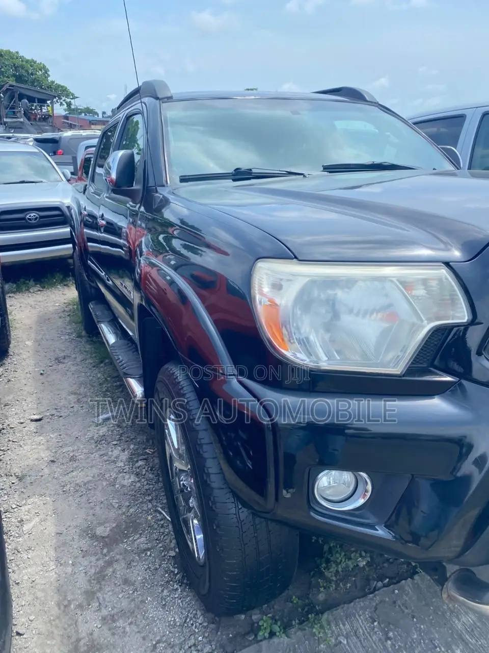 Toyota Tacoma V6 4dr Double Cab 4WD 6.1 ft. SB (4.0L 6cyl 5A) 2015