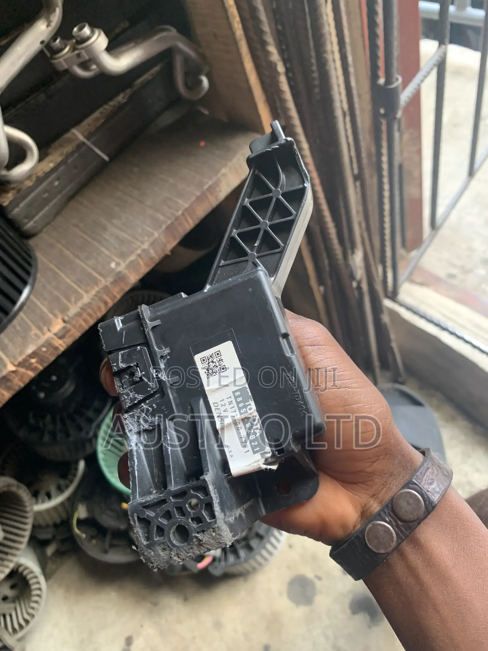 AC Amplifier Panel for Corolla 2014