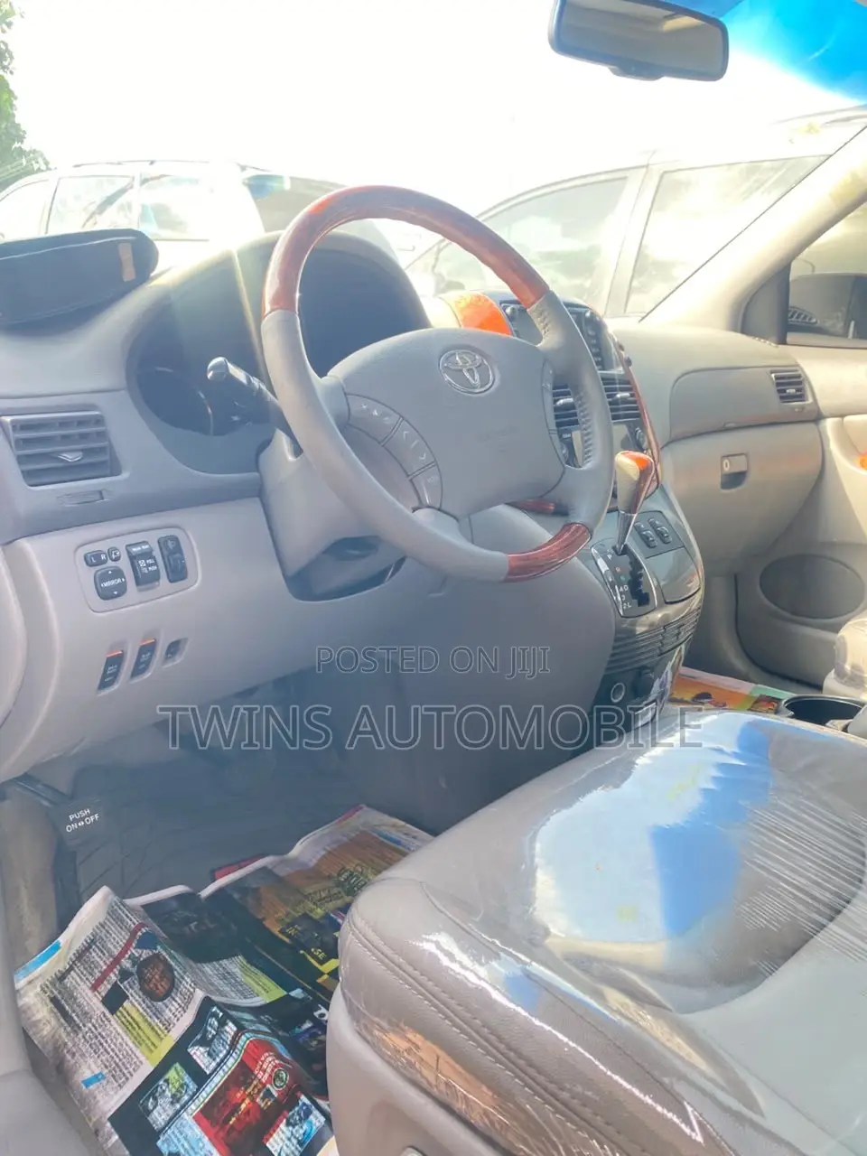 Toyota Sienna Limited 7 Passenger 2010 Red