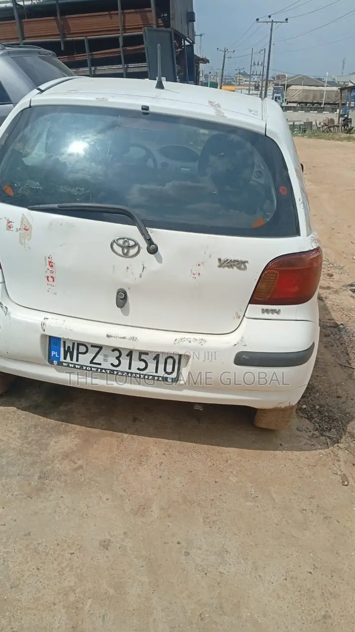 Toyota Yaris 2003 White