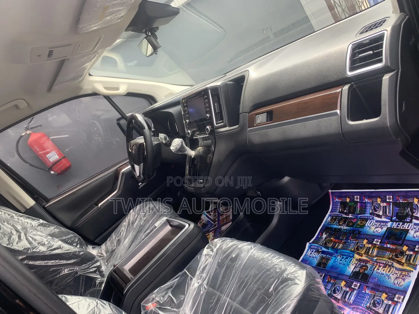 Toyota GranAce Premium 2024 Black