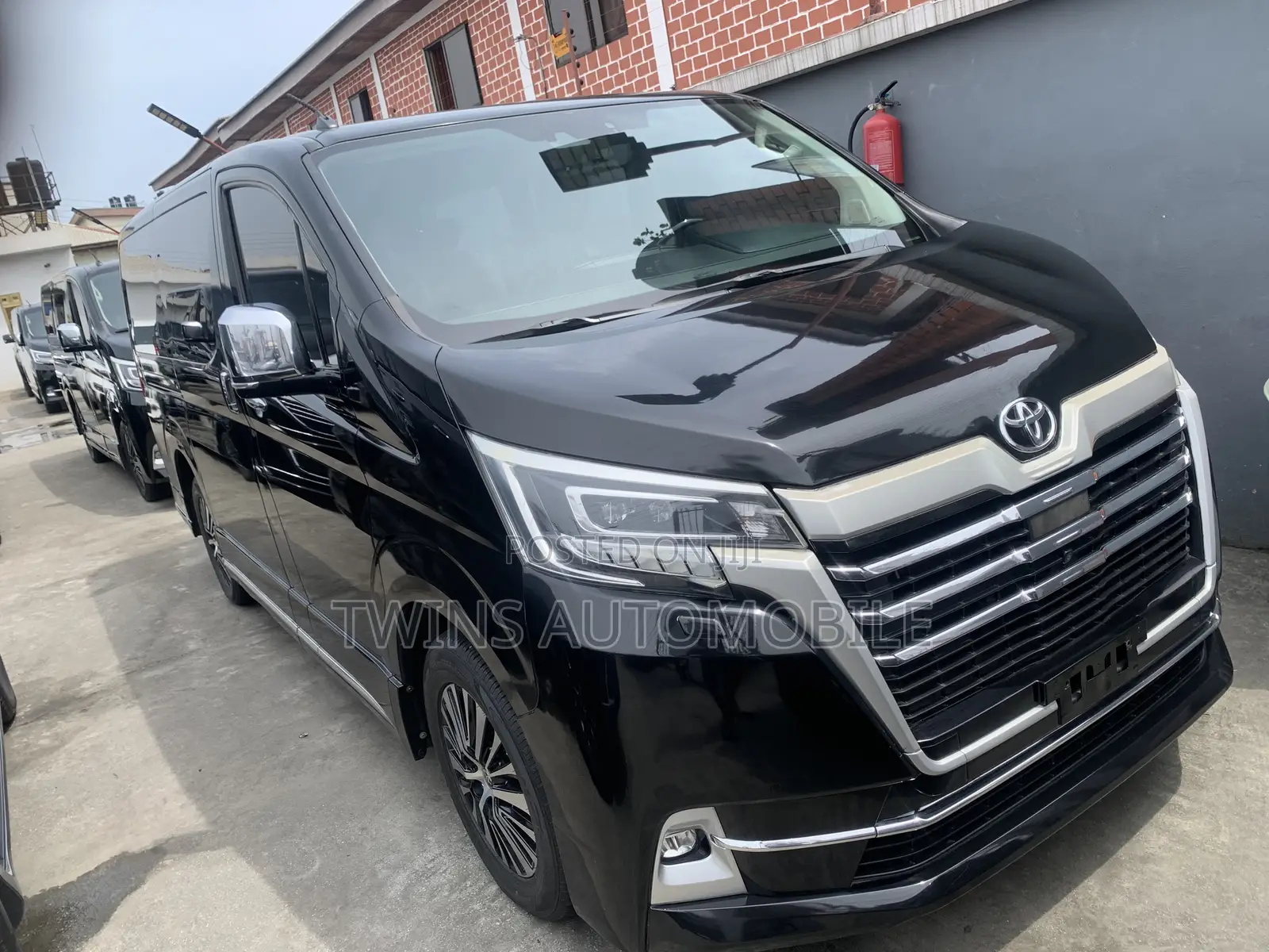 Toyota GranAce Premium 2024 Black