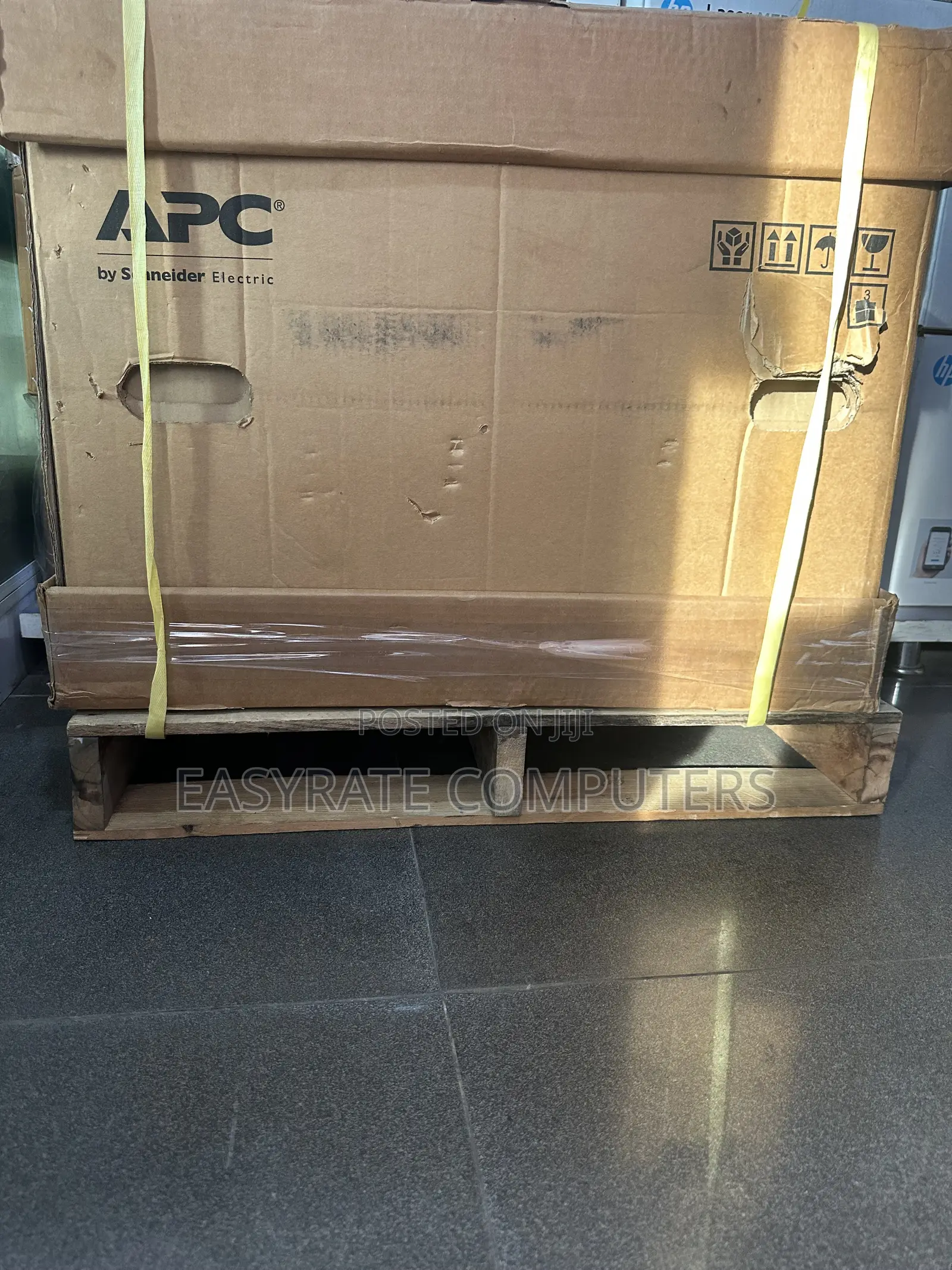 APC Ups 2.2kva