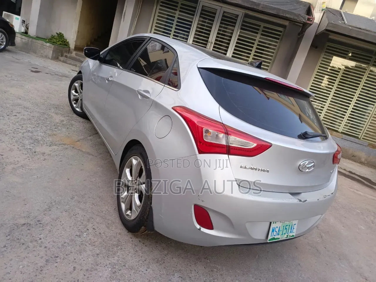 Hyundai Elantra 2015 Silver
