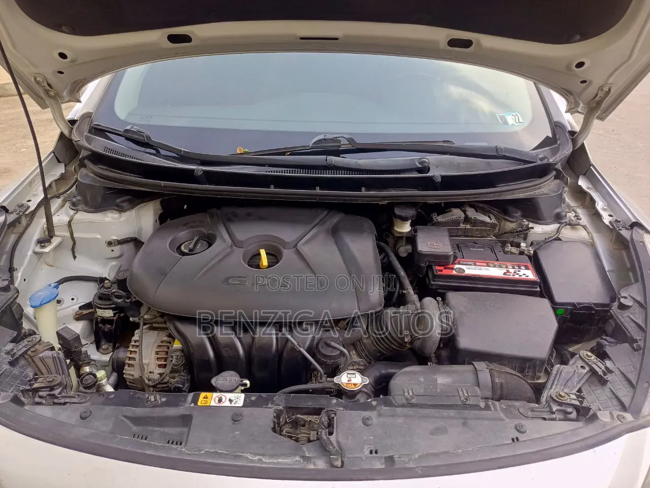 Hyundai Elantra 2015 Silver