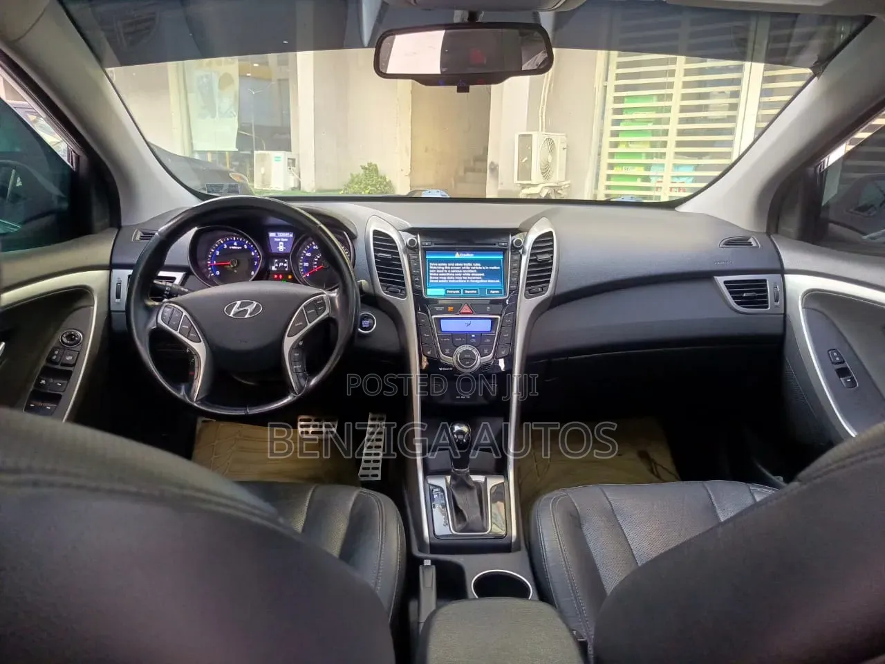 Hyundai Elantra 2015 Silver