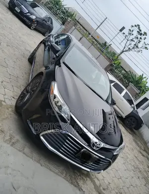 Toyota Avalon XLE Touring 4dr Sedan (3.5L 6cyl 6A) 2015 Black