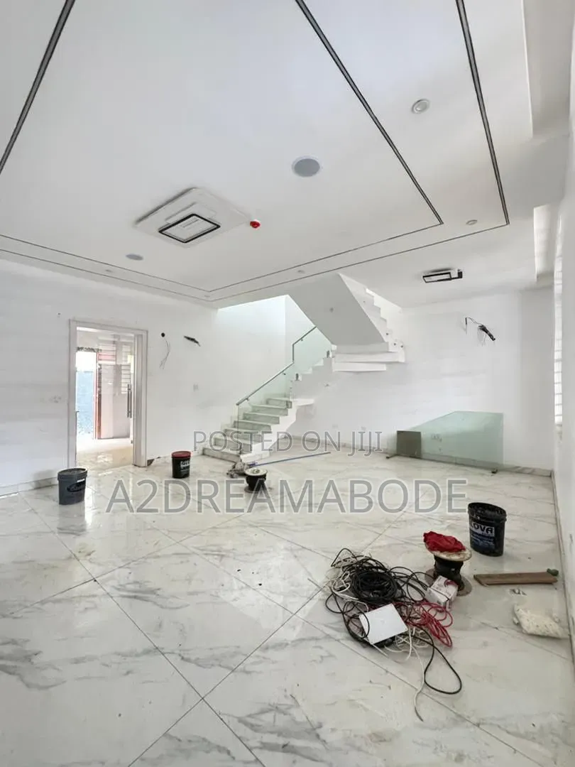 4bdrm Duplex in Ogudu Gra for sale