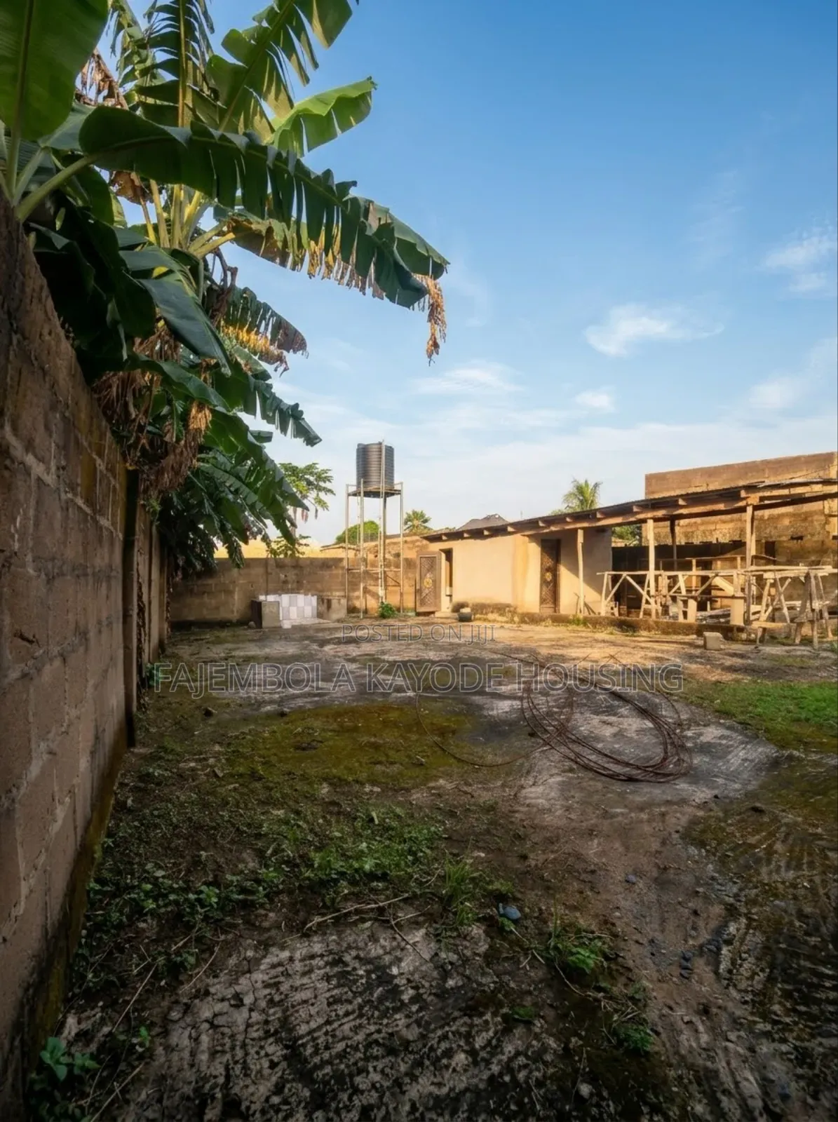 A Land at Olorunda, Akobo