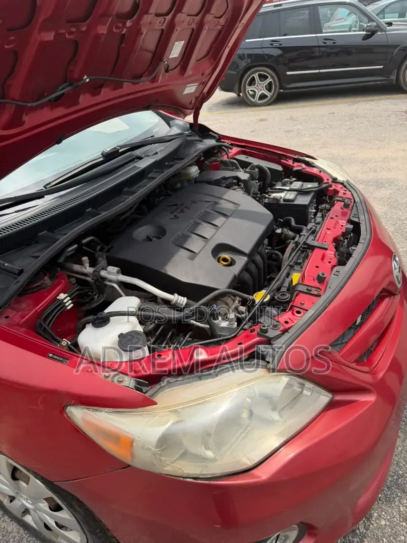 Toyota Corolla LE 4dr Sedan (1.8L 4cyl 4A) 2011 Red