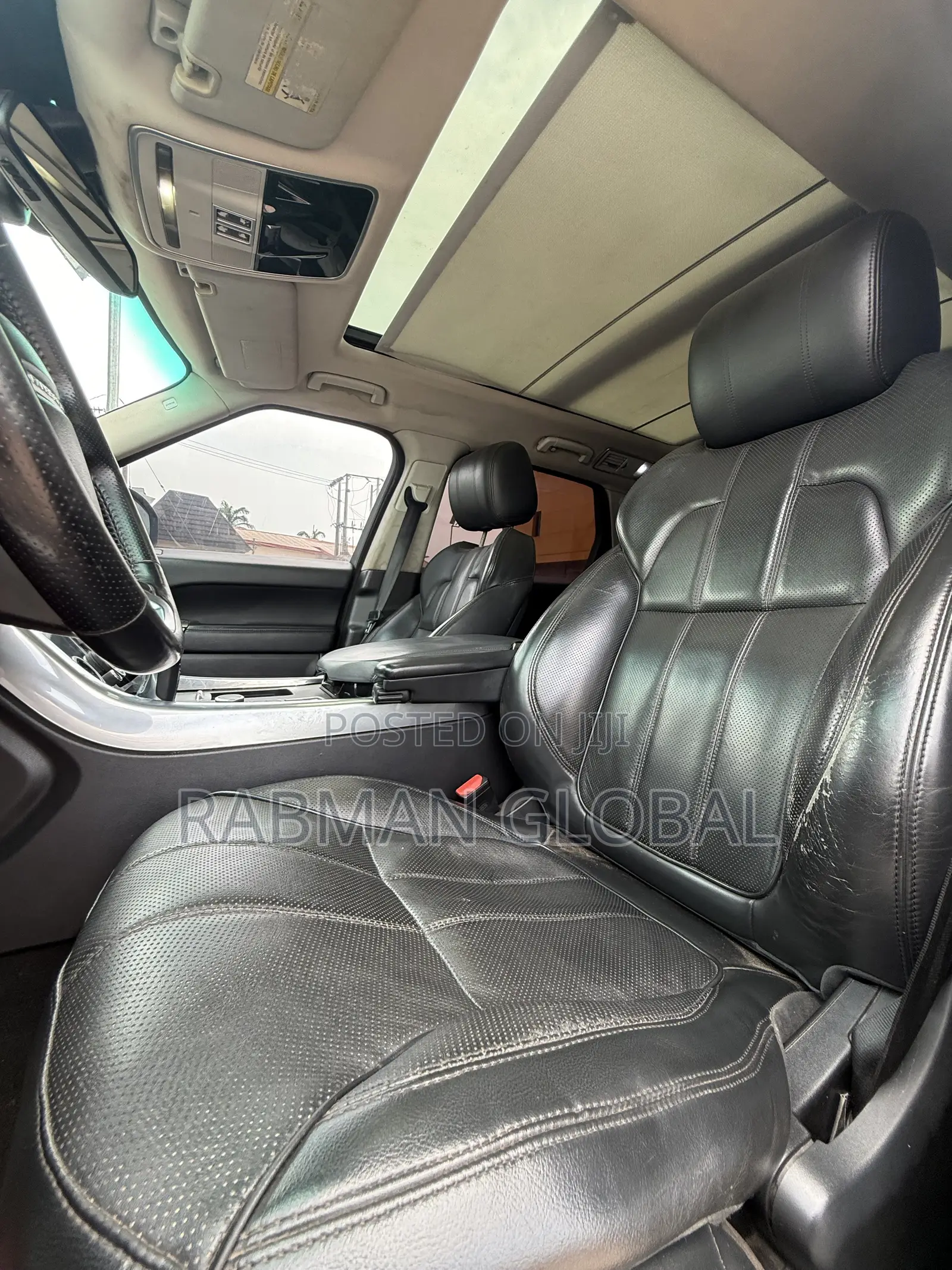 Land Rover Range Rover Sport SVR 2019 Black
