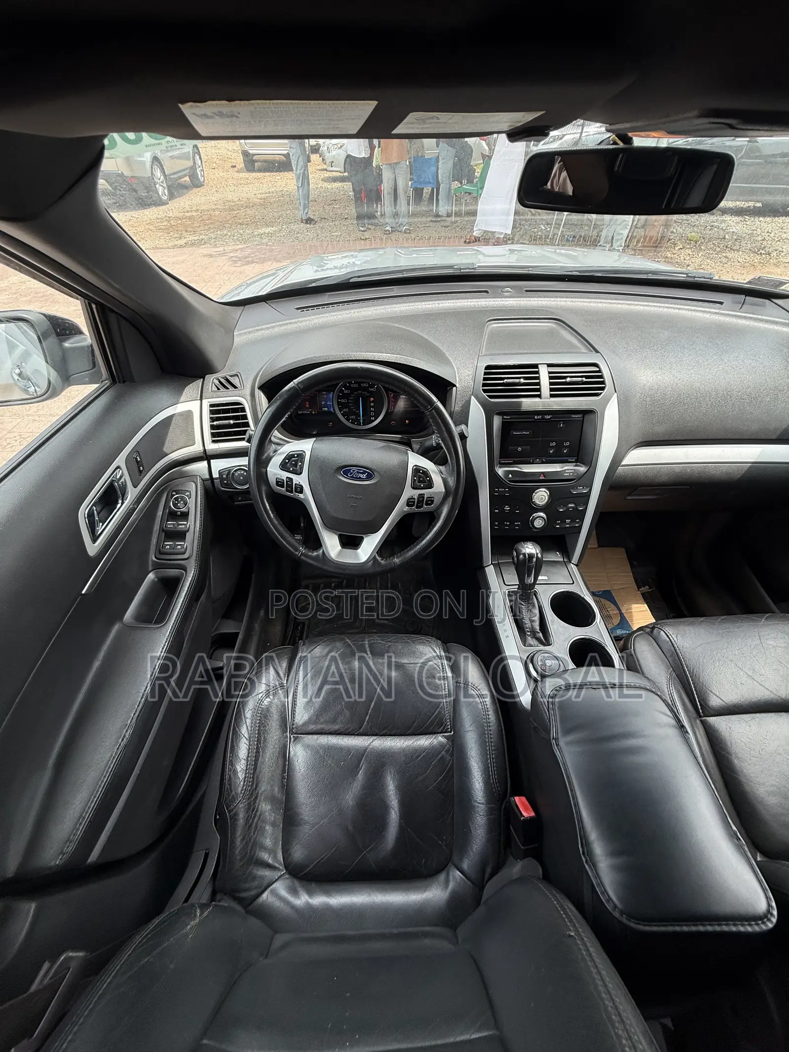 Ford Explorer XLT 4dr 4x4 (3.5L 6cyl 6A) 2011 Silver